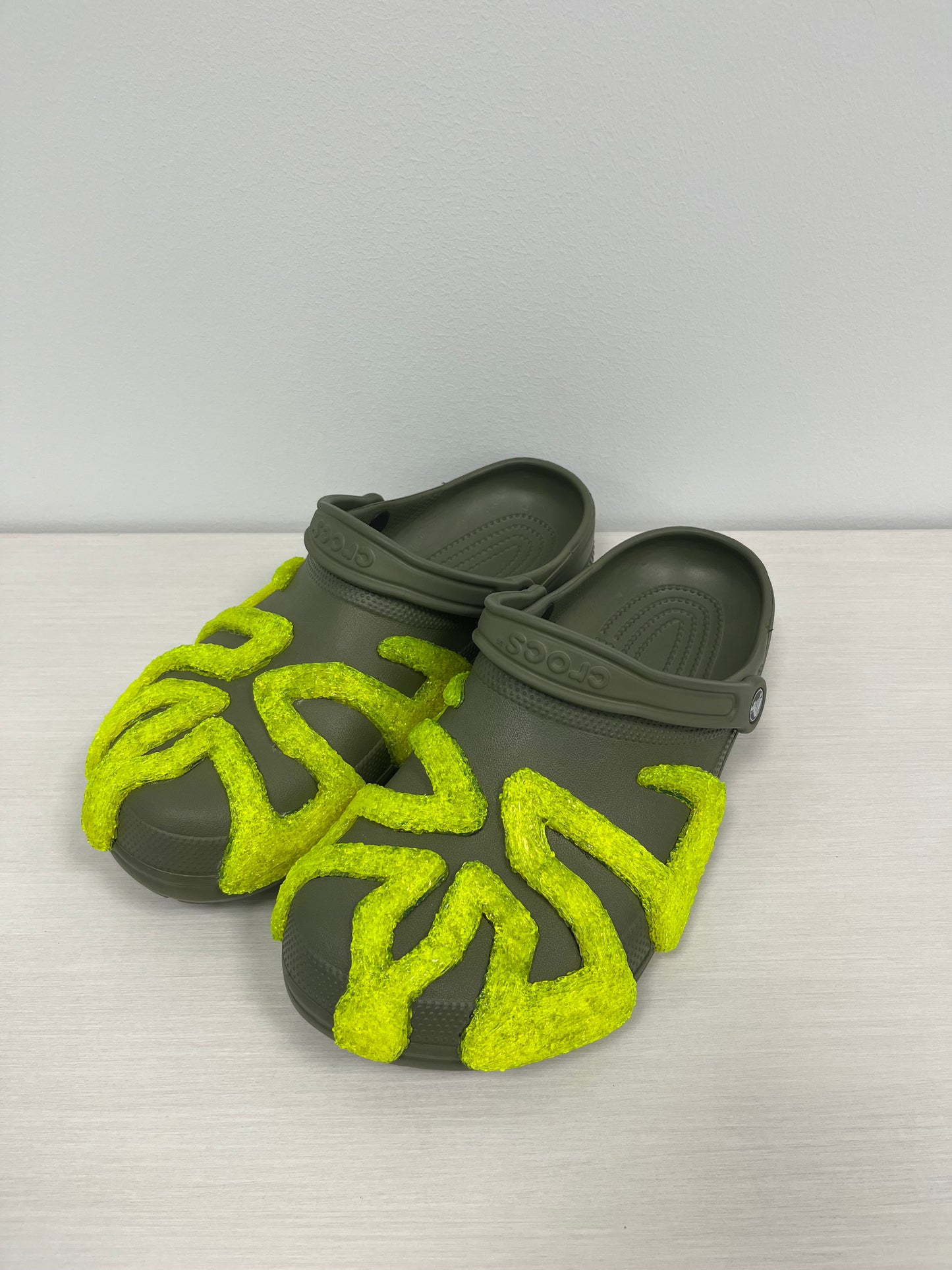 COSMIC CROCS - ORIGINAL COLLECTION (ARMY GREEN)