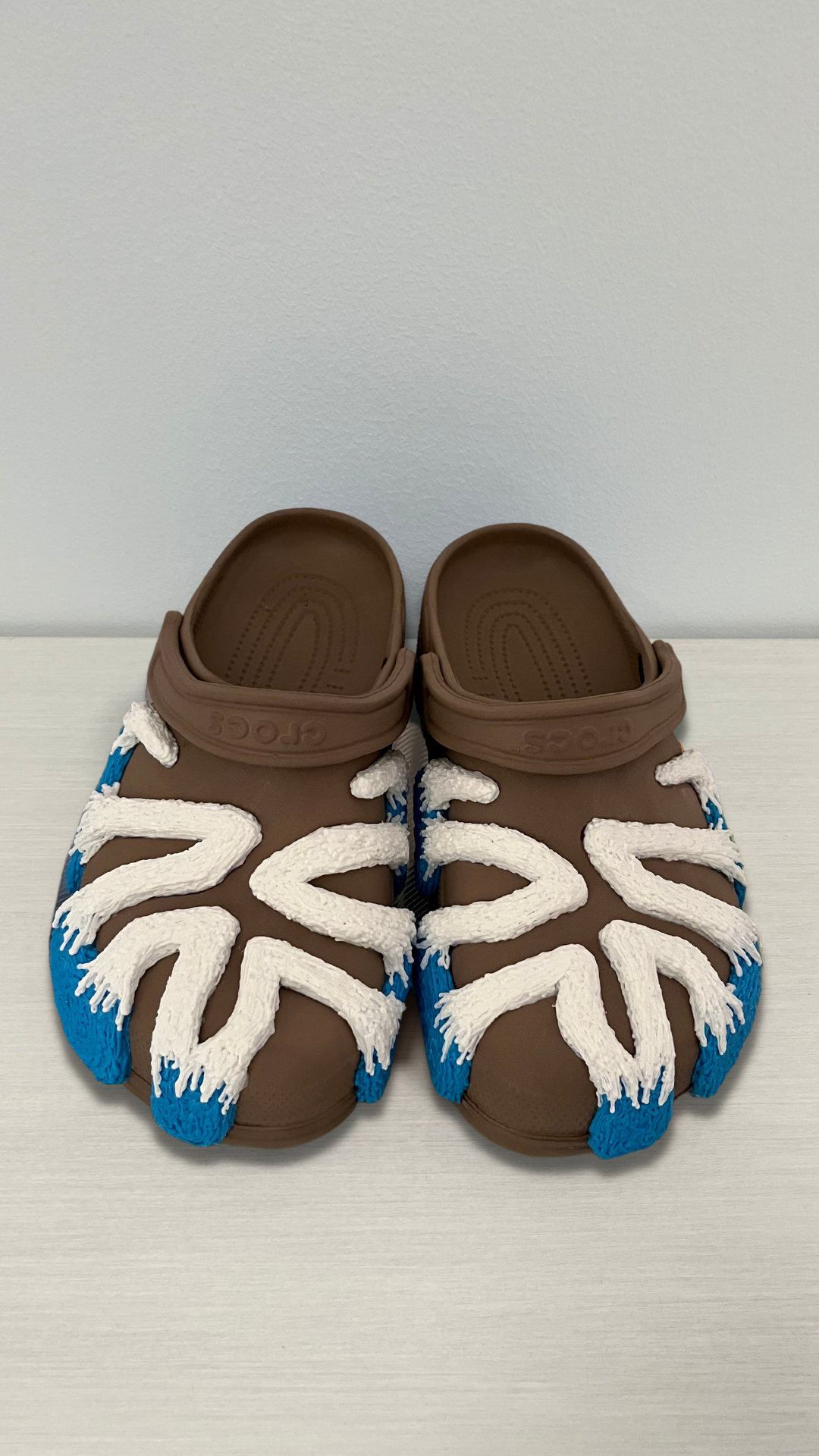 COSMIC CROCS - MELTING POINT COLLECTION (LATTE)