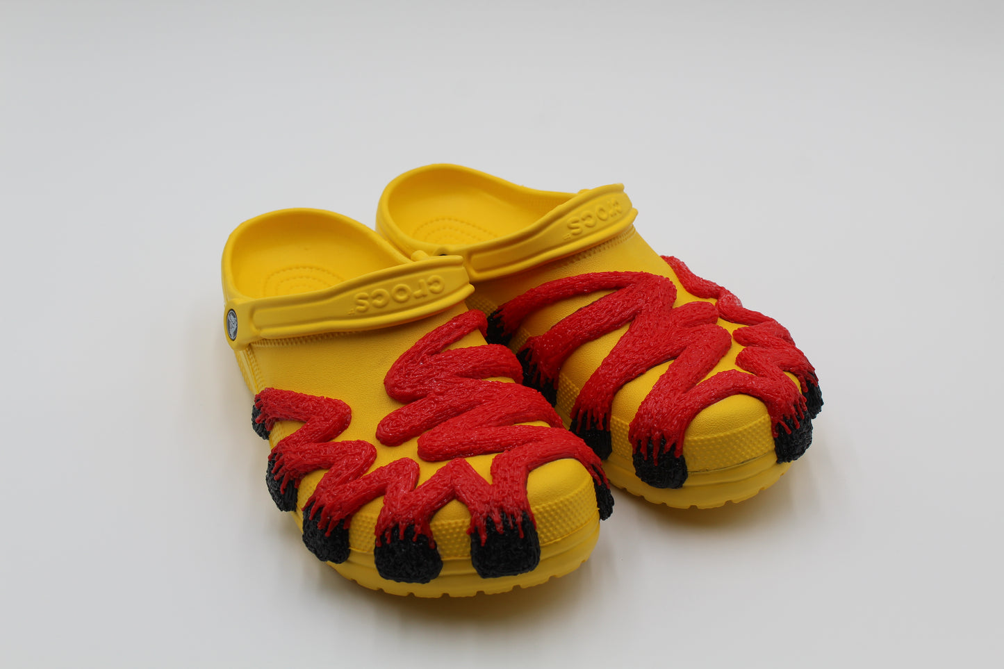 COSMIC CROCS - MELTING POINT COLLECTION (CYBER YELLOW)