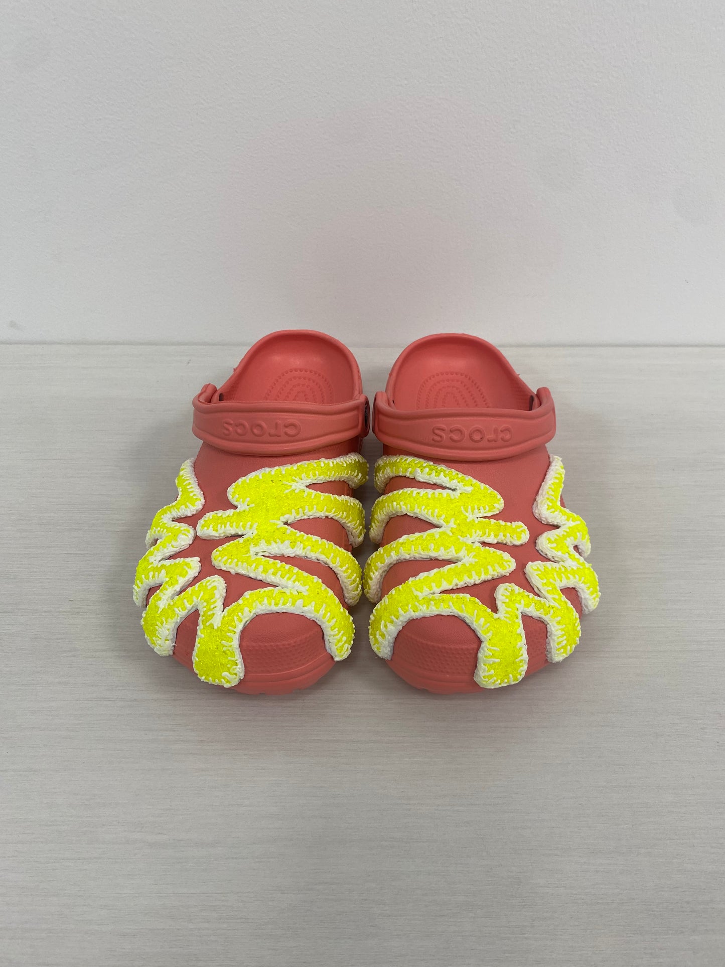COSMIC CROCS - BORDERLINE COLLECTION (STRAWBERRY WINE)