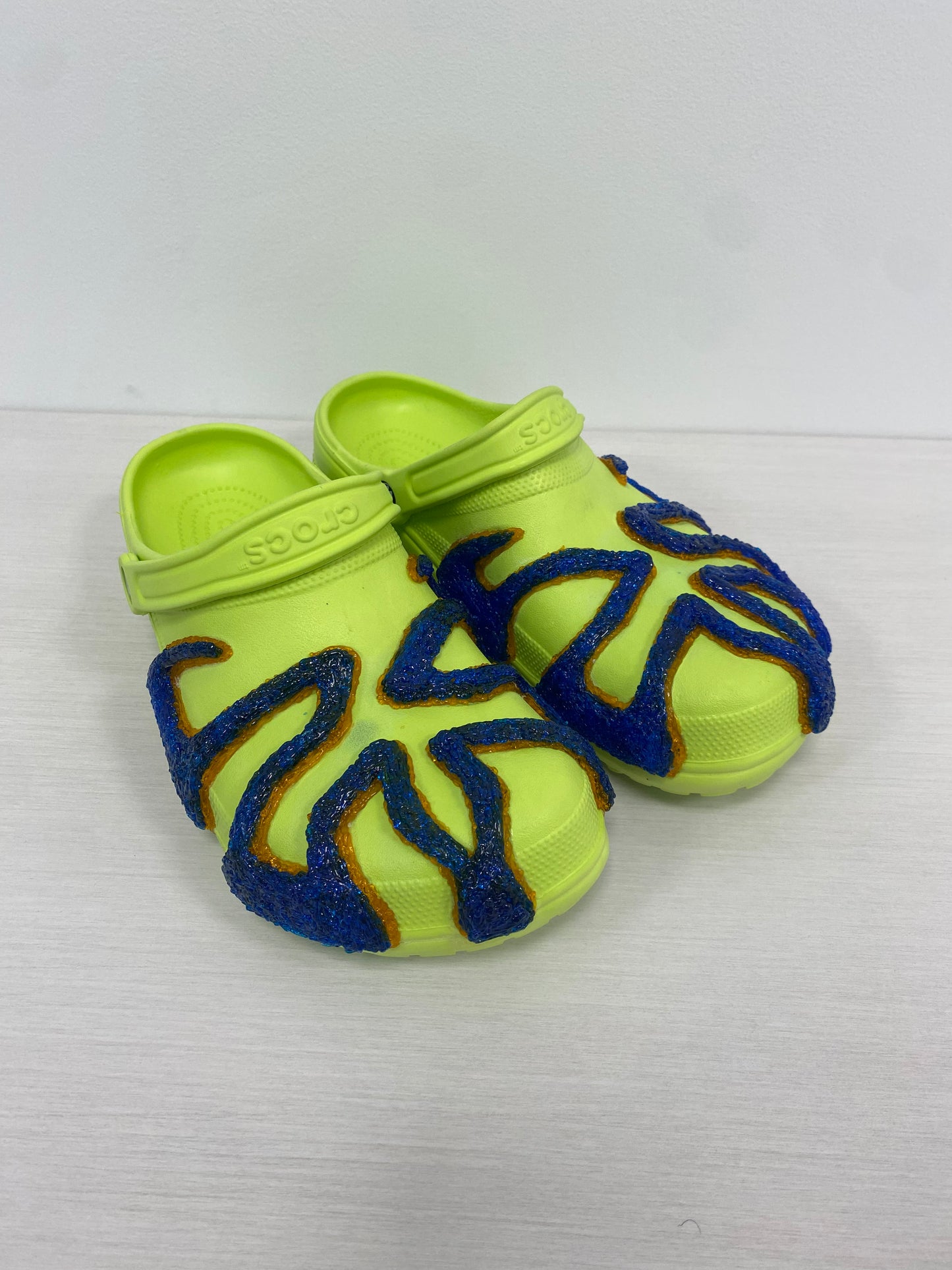 COSMIC CROCS - BORDERLINE COLLECTION (KIWI)