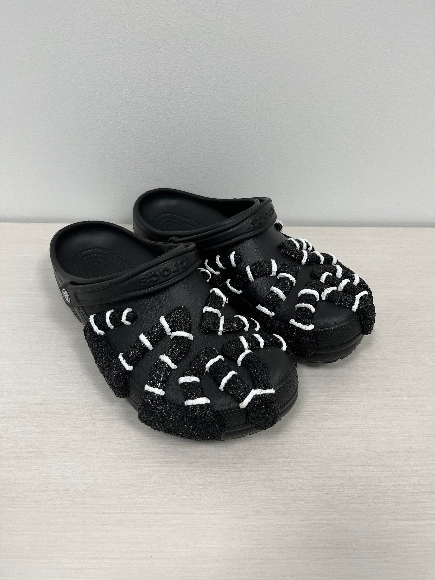 COSMIC CROCS - STRIPE SEASON COLLECTION (BLACK)