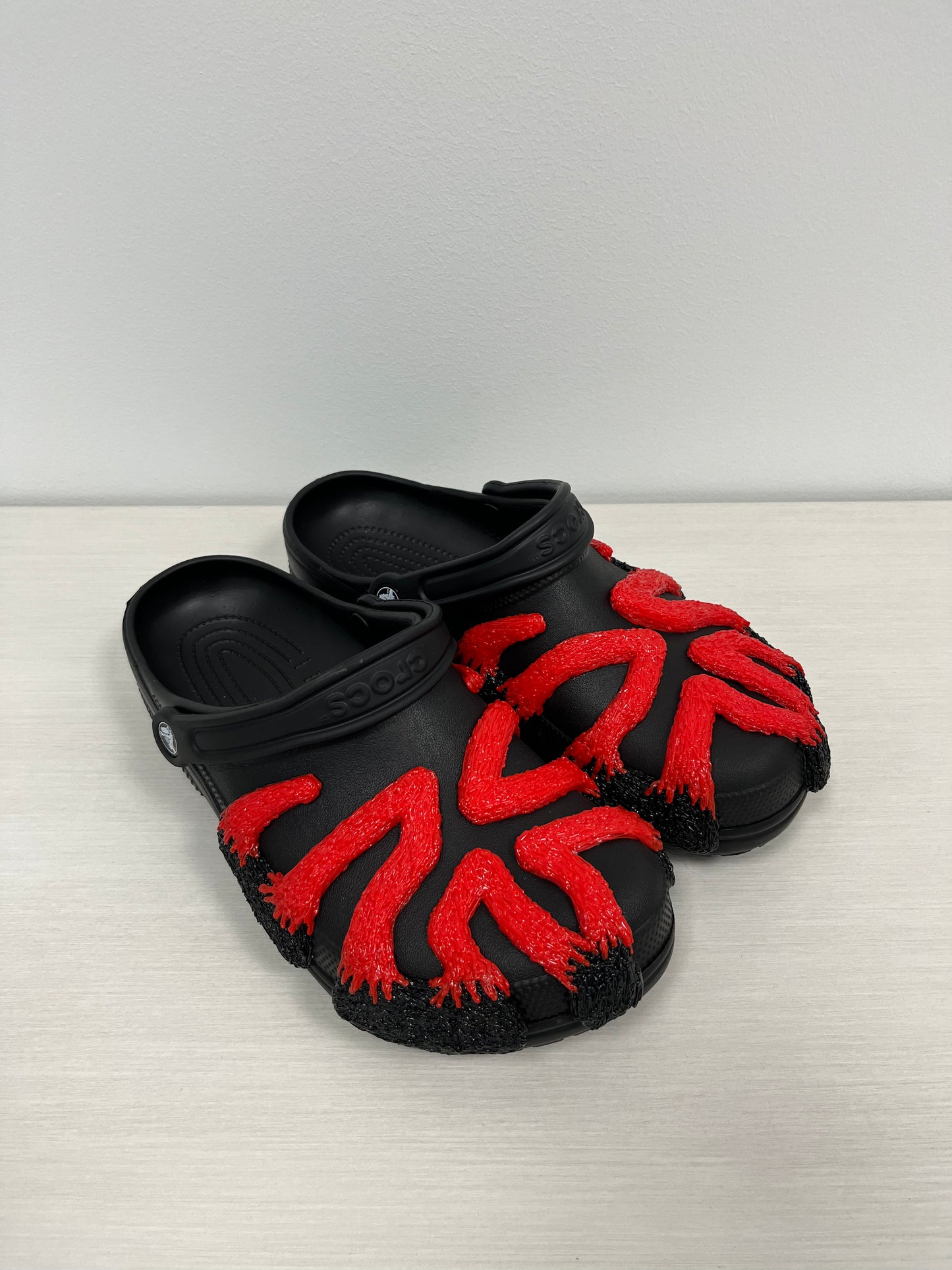 COSMIC CROCS - MELTING POINT COLLECTION (BLACK)